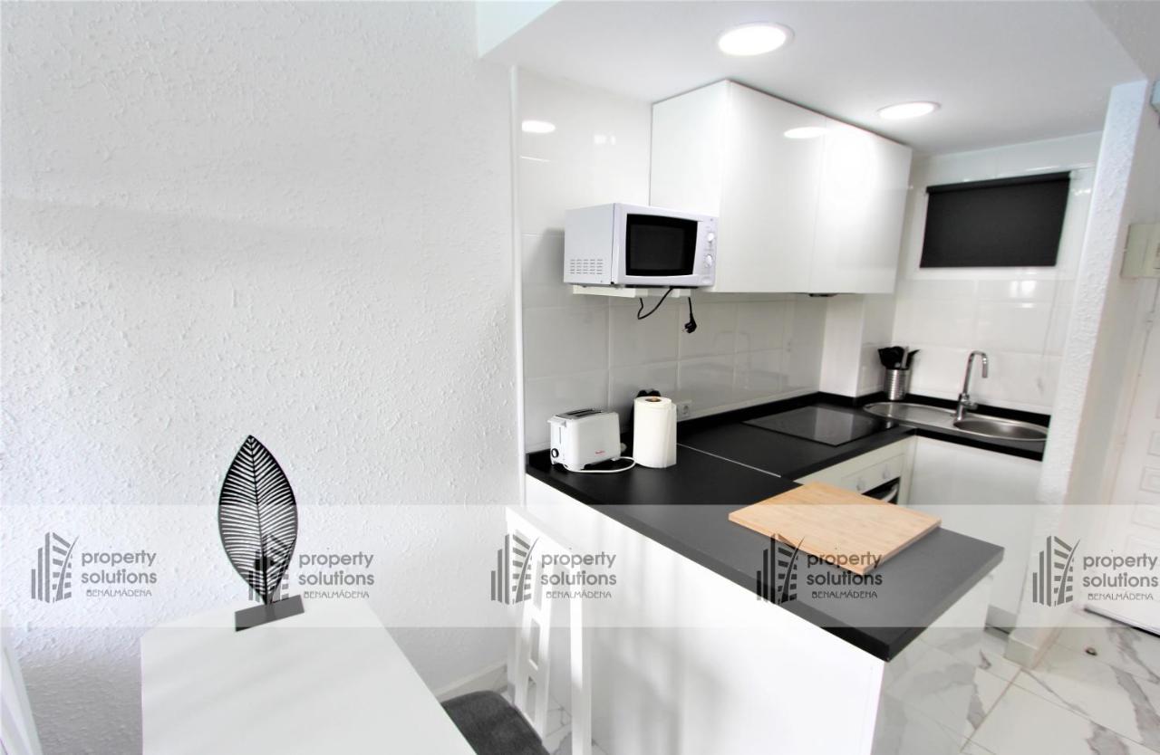 127 Jupiter Estudio. Vista Al Jardin Y La Piscina. Benalmadena Exterior photo