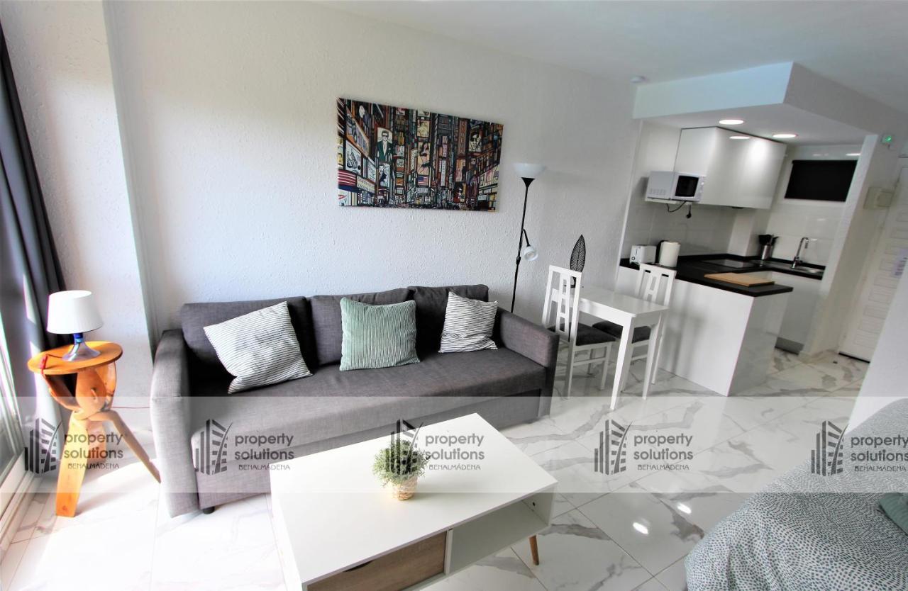 127 Jupiter Estudio. Vista Al Jardin Y La Piscina. Benalmadena Exterior photo