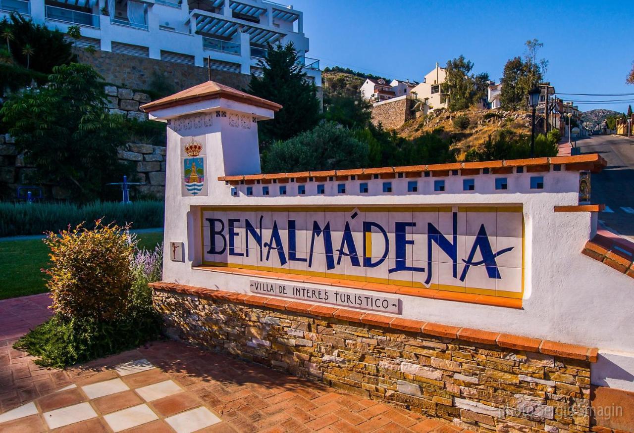 127 Jupiter Estudio. Vista Al Jardin Y La Piscina. Benalmadena Exterior photo