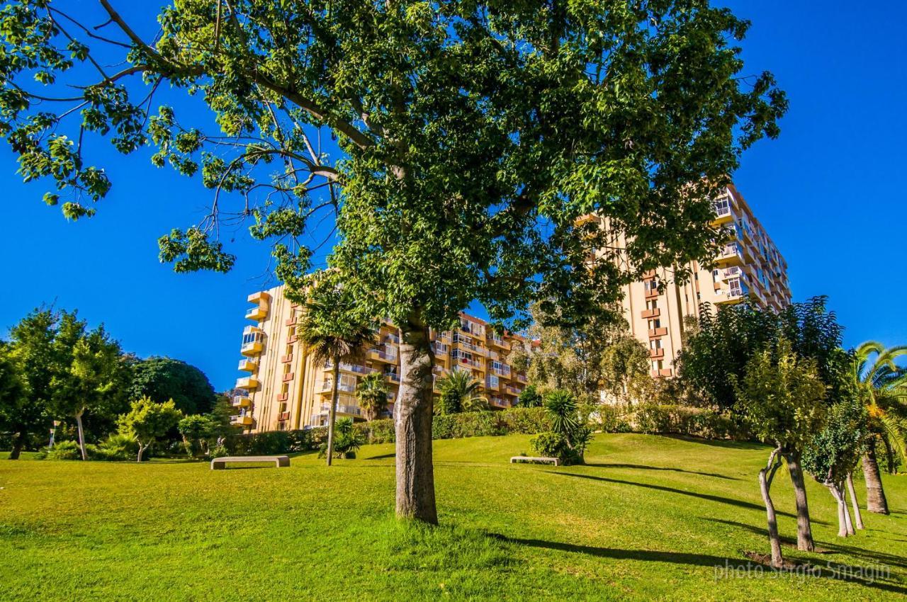 127 Jupiter Estudio. Vista Al Jardin Y La Piscina. Benalmadena Exterior photo