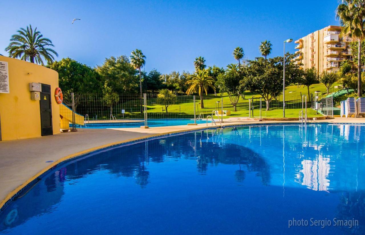 127 Jupiter Estudio. Vista Al Jardin Y La Piscina. Benalmadena Exterior photo
